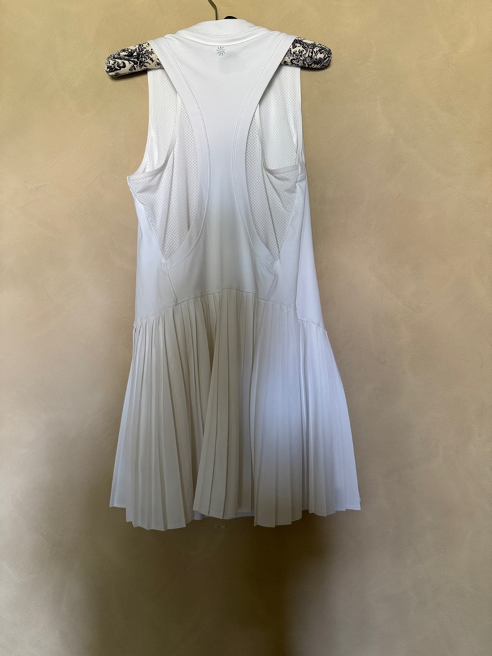 Women’s Athleta Sleeveless Tennis Pickleball Swing Dress size Meduim - Picture 4 of 6
